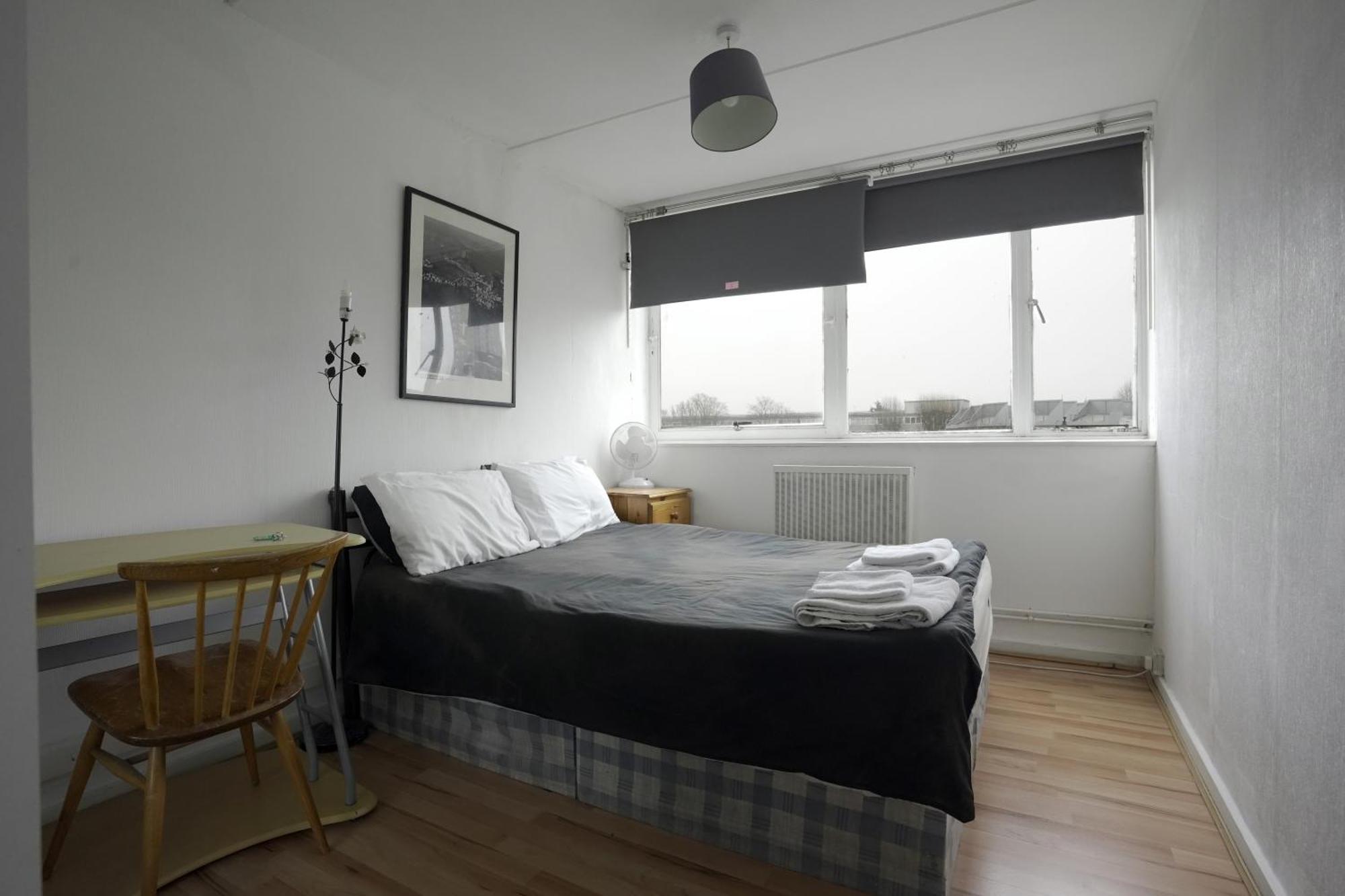 Double Room In Private Apartment London Exteriör bild